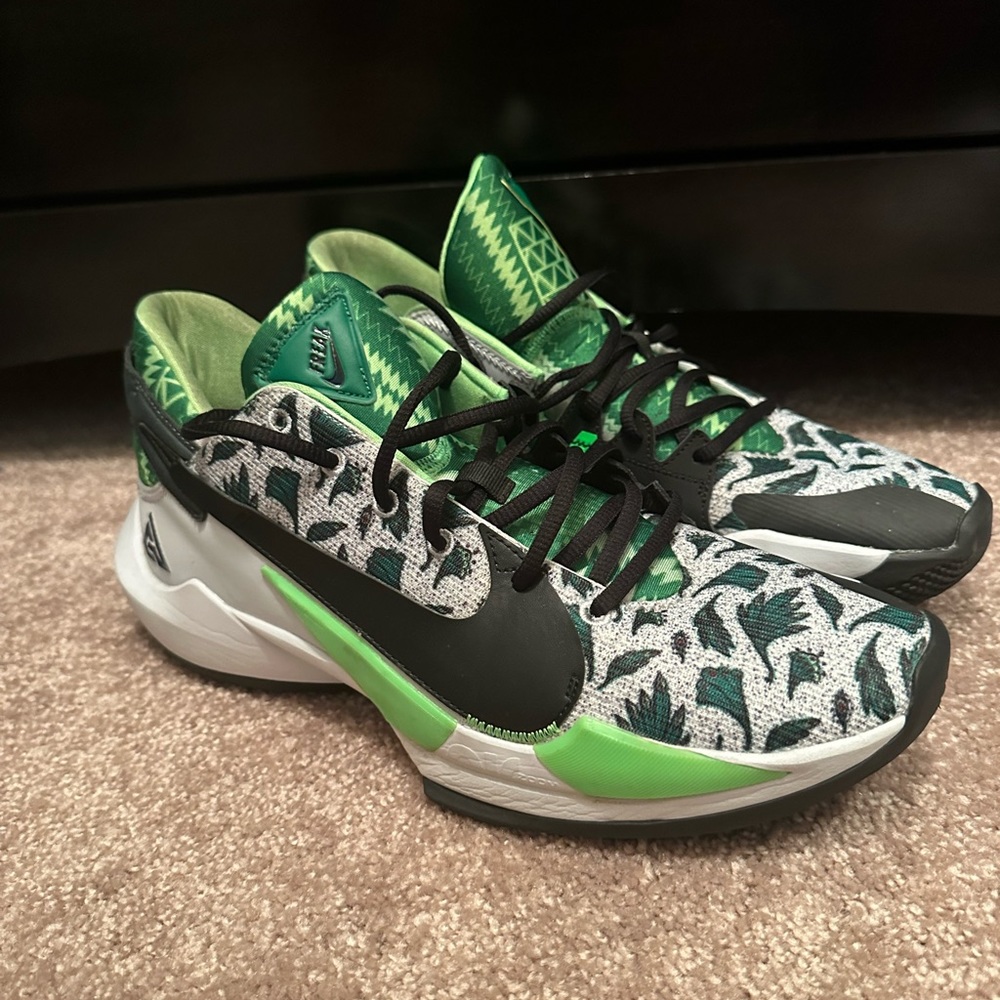 Nike zoom Freak 2 Naija